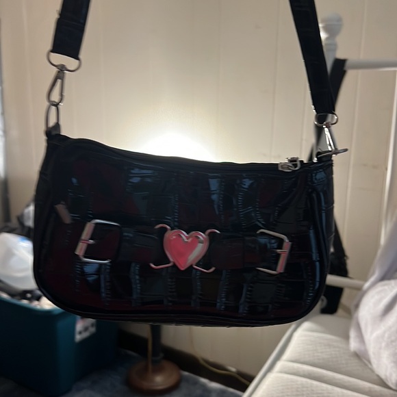 4 purses for 50$ - Picture 2 of 4